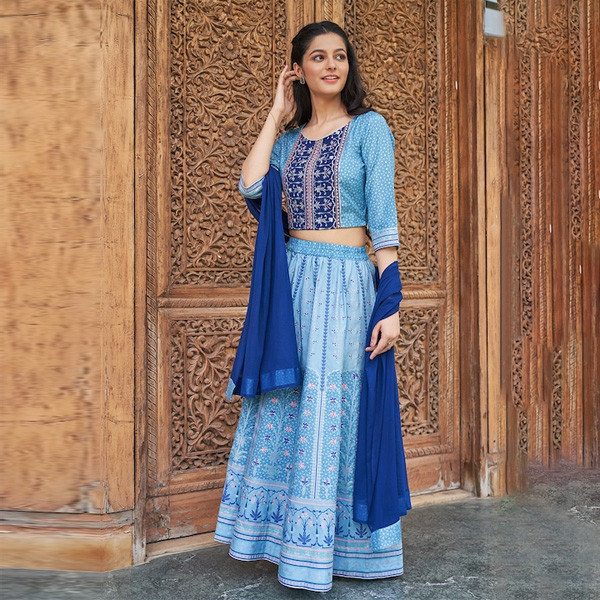Women Blue & Peach-Coloured Printed Lehenga Choli With Dupatta
