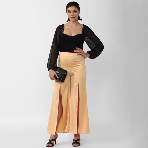 Black Sweetheart Neck Top